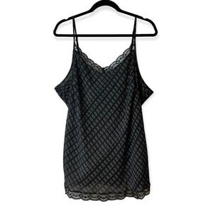 Reitmans Black & White  Lace Trim V Neck Tank Top